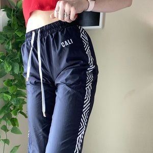 Navy blue wind breaker pants/forever 21/SMALL